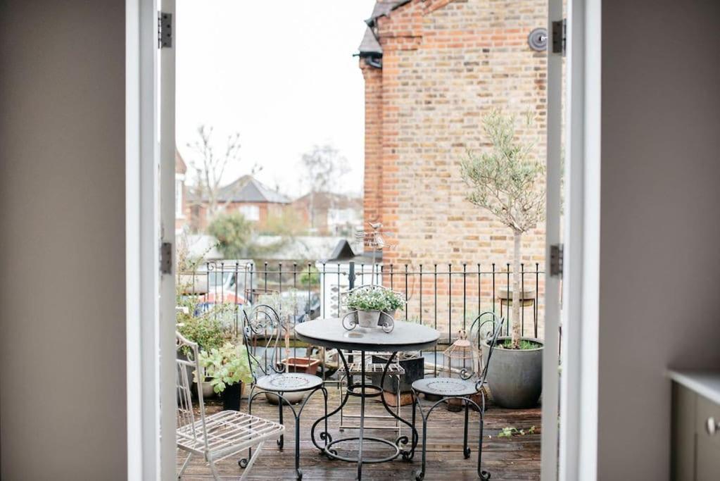 3 Bedroom House In Kew Gardens ริชมอนด์ ภายนอก รูปภาพ
