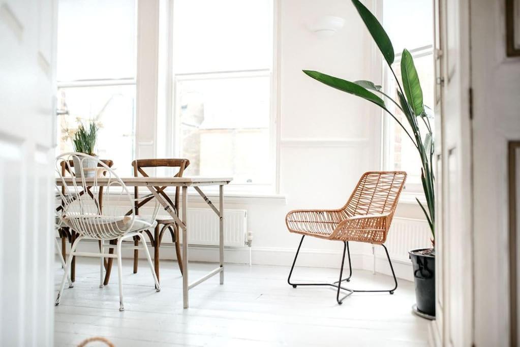 3 Bedroom House In Kew Gardens ริชมอนด์ ภายนอก รูปภาพ